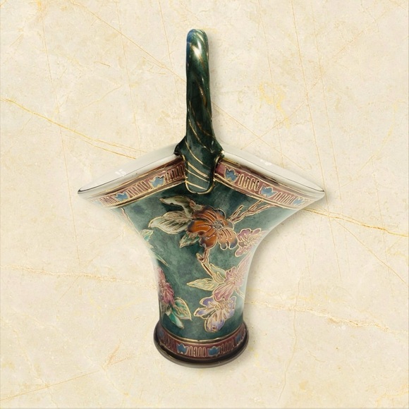 Vintage Chinese Ceramic Floral Basket Basket With Floral Design And Gold Trim - Picture 2 of 12